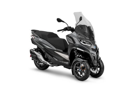 Piaggio_MP3-530-Exclusive_Grigio-Titanio_3-4-ant-dx